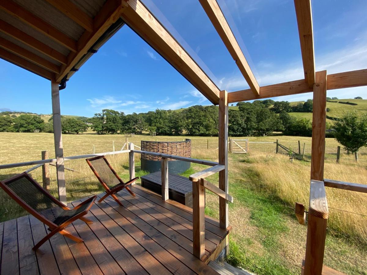 Dol Swynol Glamping Luxury Cabin With Outdoor Bath Villa Aberystwyth Exteriör bild